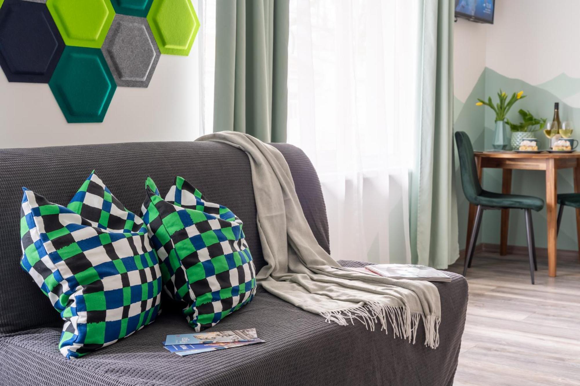 Green Garden & Private Parking Apartments With Playground Riga Exteriör bild