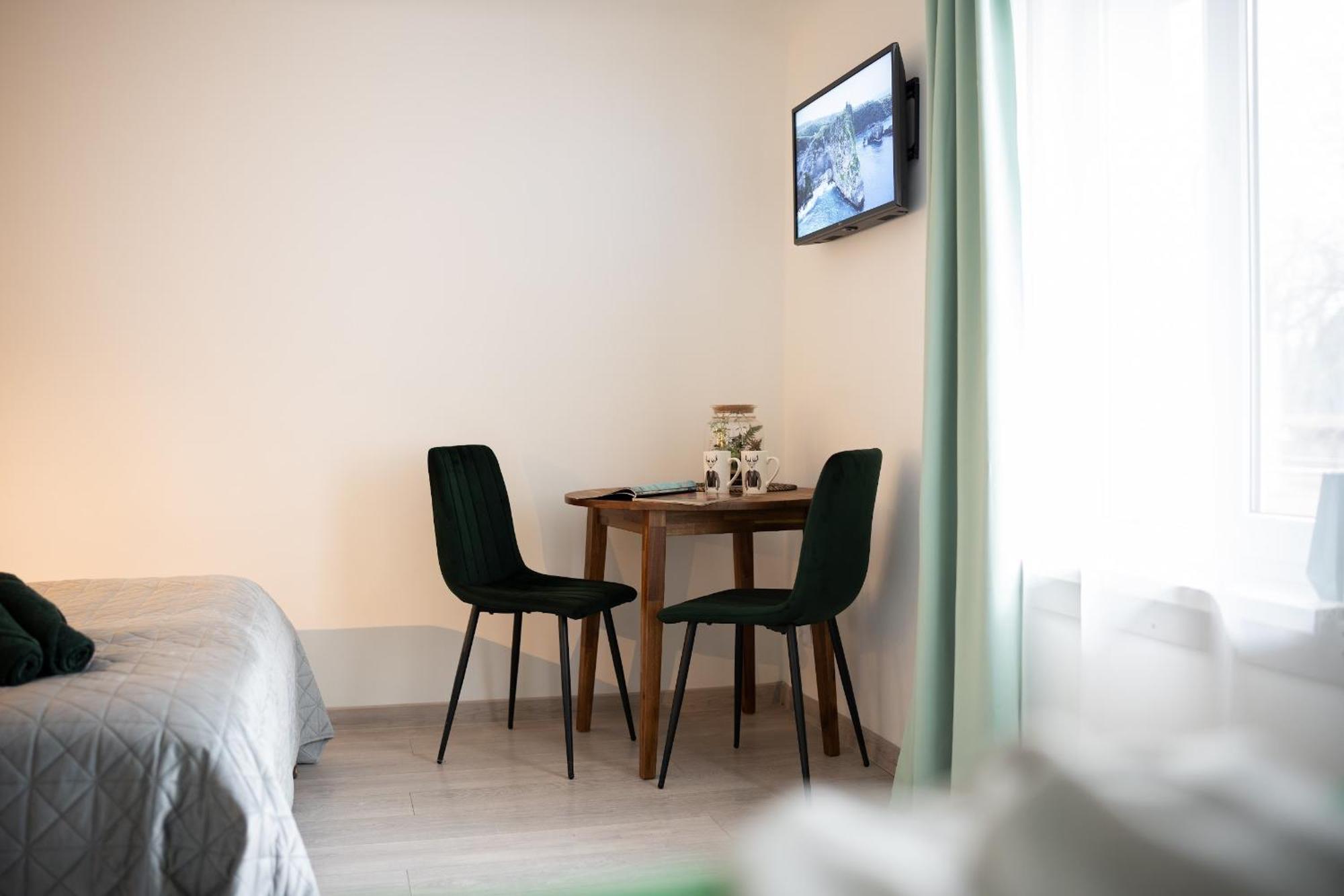 Green Garden & Private Parking Apartments With Playground Riga Exteriör bild