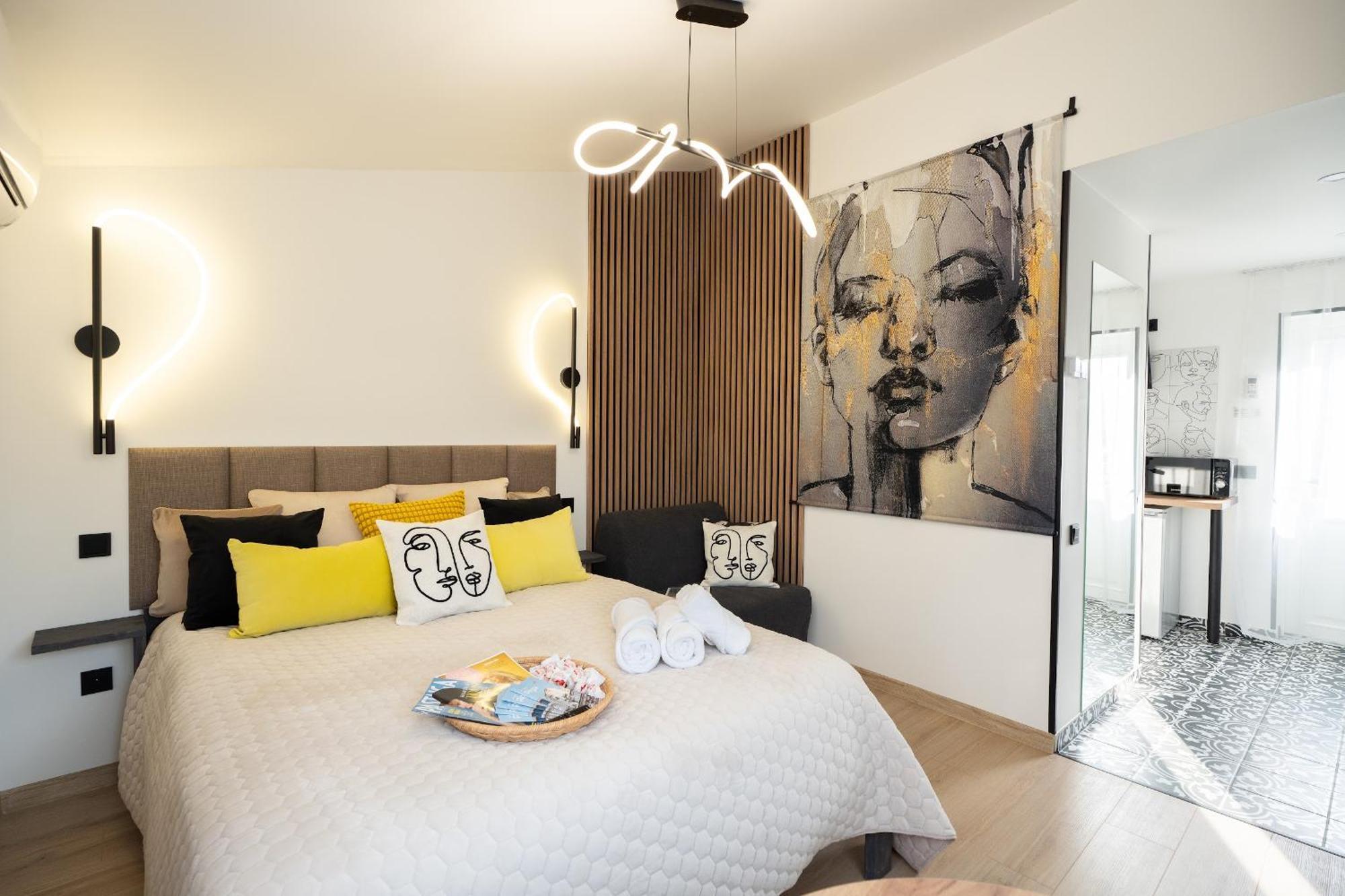Green Garden & Private Parking Apartments With Playground Riga Exteriör bild